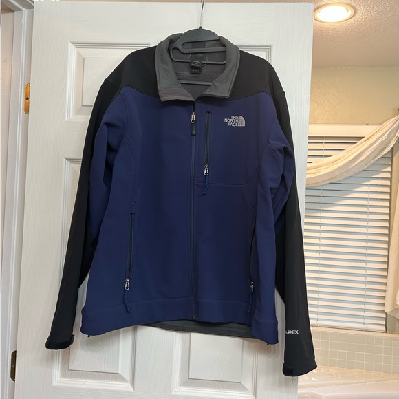 Northface jacket - Picture 2 of 2